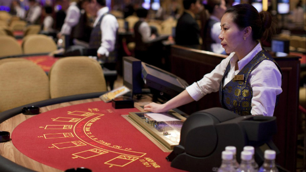 casino dealer casino dealer